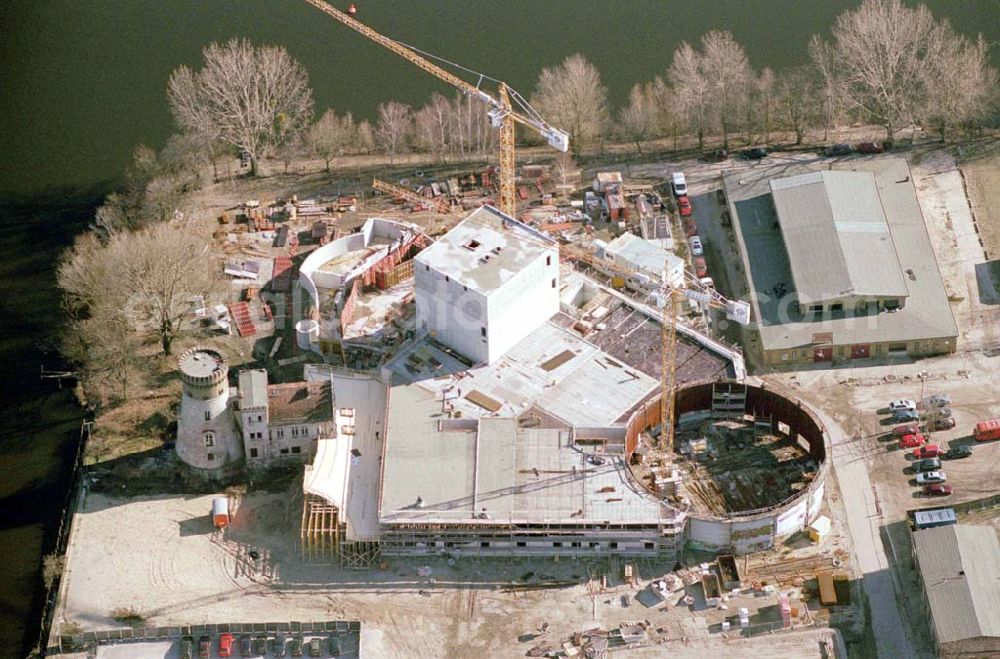 Aerial image Potsdam - Neubau des Hans-Otto-Theaters und Neubauten am Gelände des alten Gaswerkes an der Schiffbauergasse/ Berliner Straße am Tiefen See in Potsdam - Firmen: 1) König Spezialtiefbau