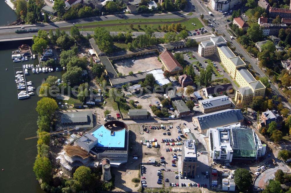 Aerial photograph Potsdam - 07.10.2004 Neubau des Hans-Otto-Theaters und Neubauten am Gelände des alten Gaswerkes an der Schiffbauergasse/ Berliner Straße am Tiefen See in Potsdam - Firmen: 1) König Spezialtiefbau