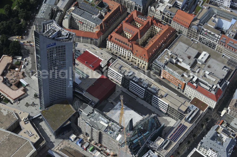 Aerial image LEIPZIG - Neubau des Hauptgebäudes der UNI Leipzig, 4.BA am Hochhaus des MDR am Augustusplatz in 04275 Leipzig. Es entsteht ein Neubau der Aula als multifunktionales und repräsentatives Herzstück im entstehnden Campus der Universität Leipzig am Augustusplatz. Construction of the main building of the University of Leipzig.