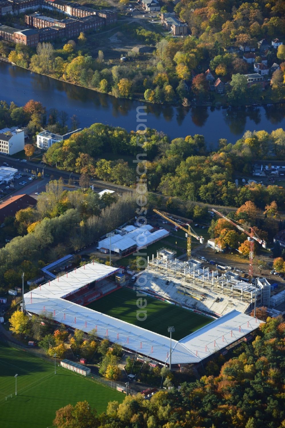 Berlin from the bird's eye view: View of new construction of the grandstand at the stadium Alte Försterei in Berlin