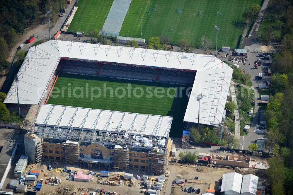 Berlin from the bird's eye view: View of new construction of the grandstand at the stadium Alte Försterei in Berlin