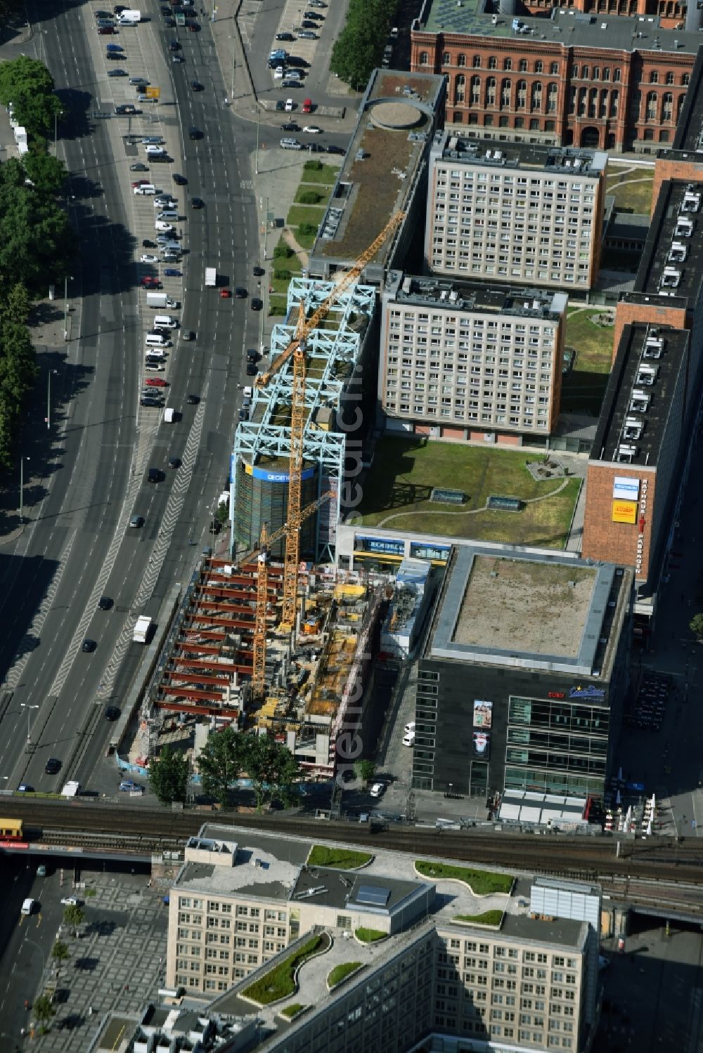 Aerial image Berlin - New construction high-rise construction site the hotel complex Motel-One-Hotel on Grunerstrasse - Rathausstrasse in the district Mitte in Berlin, Germany