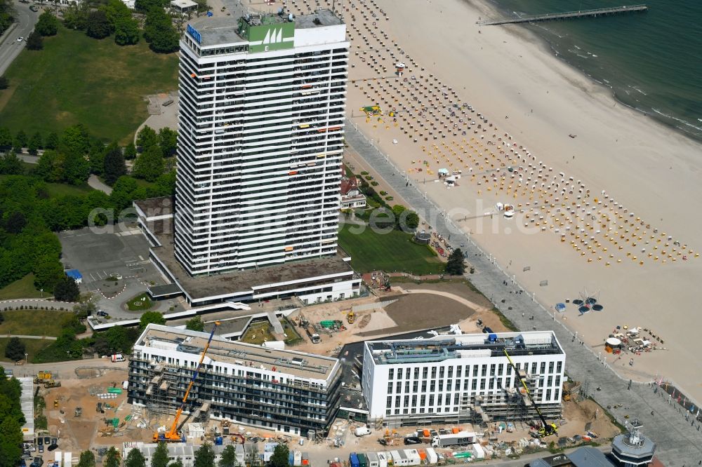 Travemünde from above - New construction high-rise construction site the hotel complex a-ja Resort Travemuende in Travemuende in the state Schleswig-Holstein, Germany