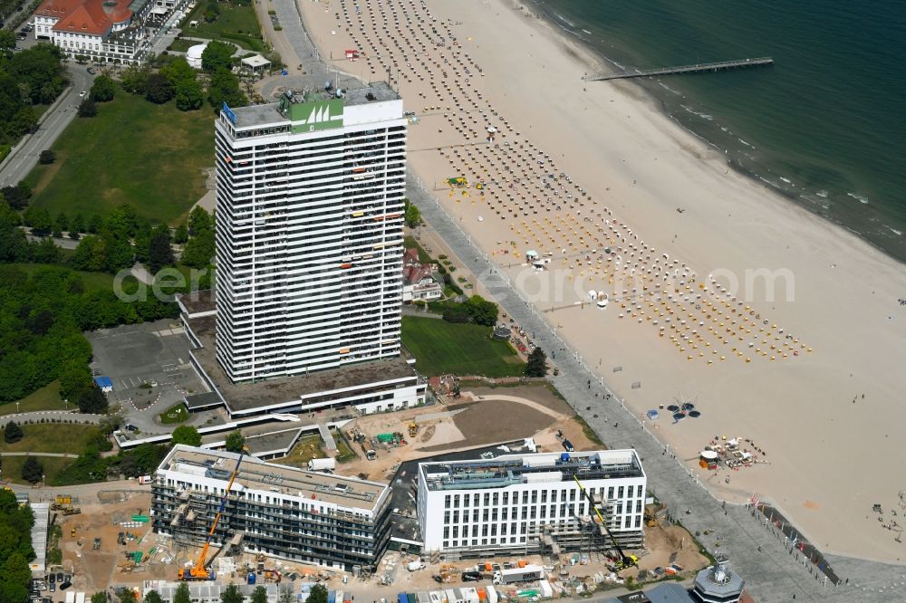 Travemünde from the bird's eye view: New construction high-rise construction site the hotel complex a-ja Resort Travemuende in Travemuende in the state Schleswig-Holstein, Germany