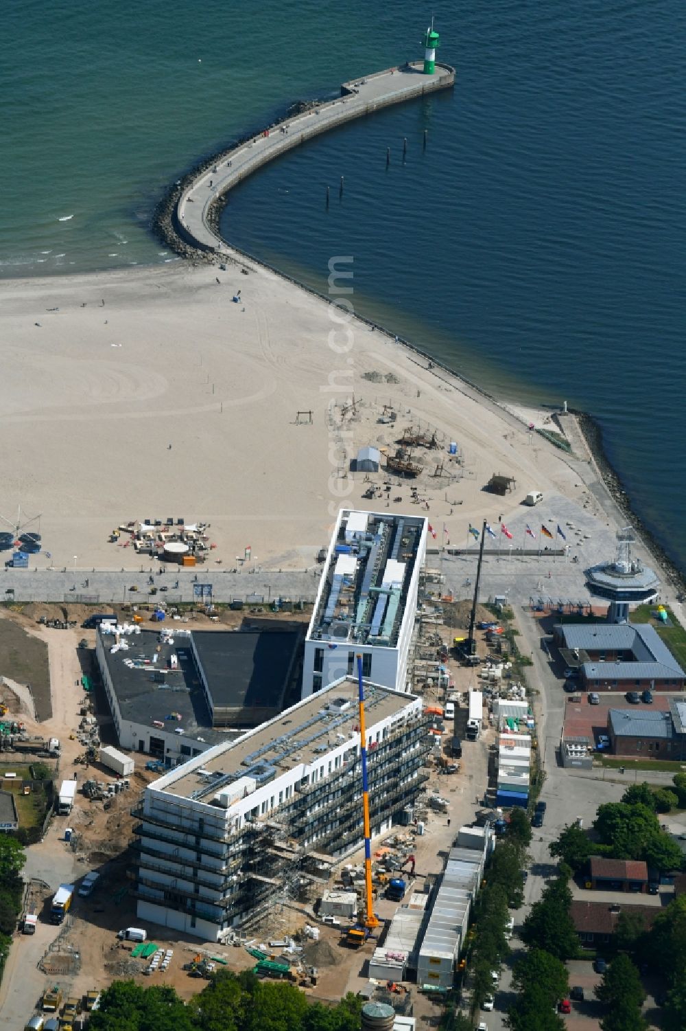 Aerial photograph Travemünde - New construction high-rise construction site the hotel complex a-ja Resort Travemuende in Travemuende in the state Schleswig-Holstein, Germany