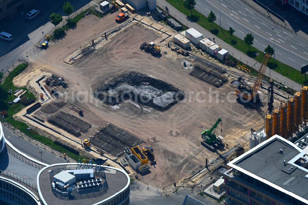 Aerial photograph Rostock - New construction high-rise construction site the hotel complex in Stadthafen on street Am Strande in the district Stadtmitte in Rostock at the baltic sea coast in the state Mecklenburg - Western Pomerania, Germany