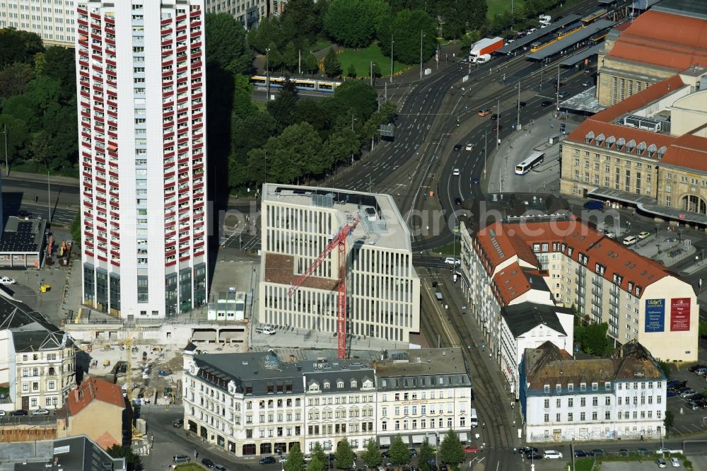 Aerial image Leipzig - Site for New High-Rise building complex of the headquarters of the Leipziger Wohnungs- und Baugesellschaft (LWB) on Wintergartenhochhaus - skyscraper in Leipzig in Saxony