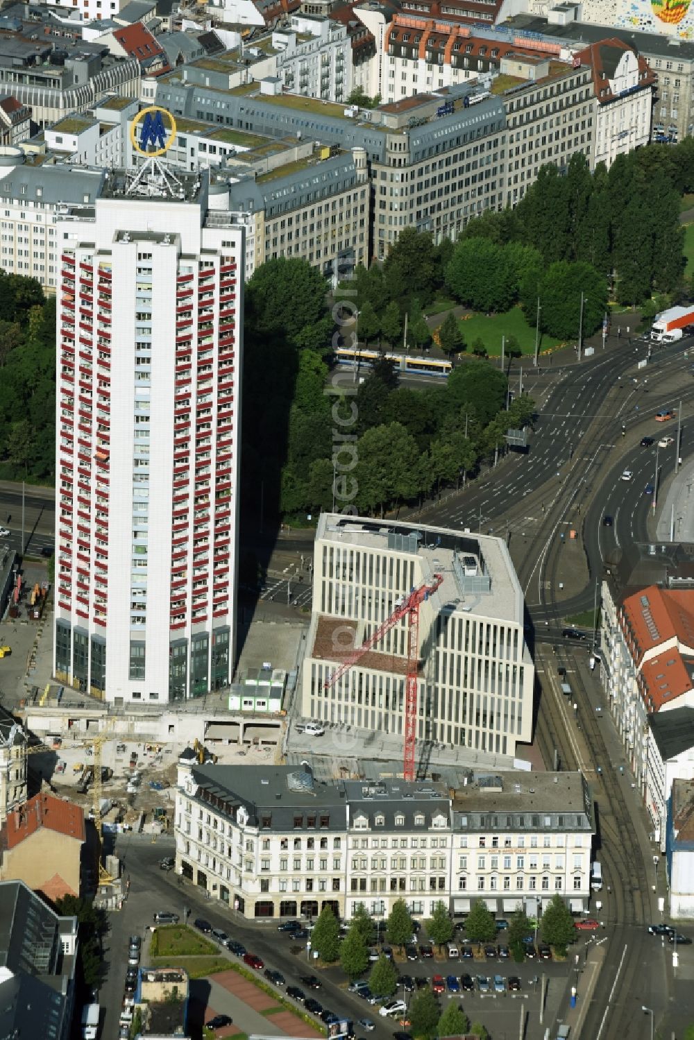 Aerial photograph Leipzig - Site for New High-Rise building complex of the headquarters of the Leipziger Wohnungs- und Baugesellschaft (LWB) on Wintergartenhochhaus - skyscraper in Leipzig in Saxony