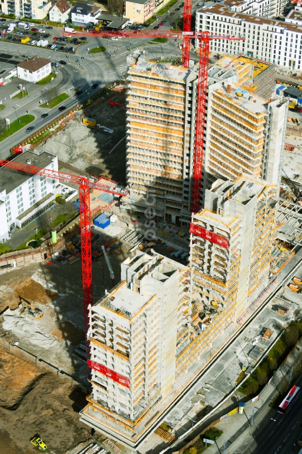 Aerial photograph Offenbach am Main - Construction site for new high-rise building complex Stadtquartier Vitopia Kampus Kaiserlei in Offenbach am Main in the state Hesse, Germany