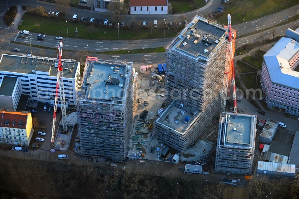 Aerial image Erfurt - Construction site for the new high-rise complex Wir Quartier with two residential towers and a six-class city villa on Juri-Gagarin-Ring in the Old Town district in Erfurt in the state of Thuringia, Germany