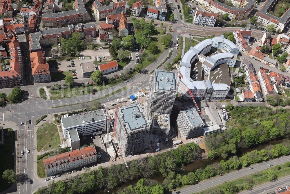 Aerial photograph Erfurt - Construction site for the new high-rise complex Wir Quartier with two residential towers and a six-class city villa on Juri-Gagarin-Ring in the Old Town district in Erfurt in the state of Thuringia, Germany