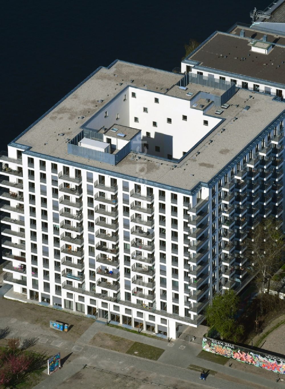 Aerial photograph Berlin - New construction high-rise construction site the hotel complex on Stralauer Platz destrict Friedrichshain in Berlin