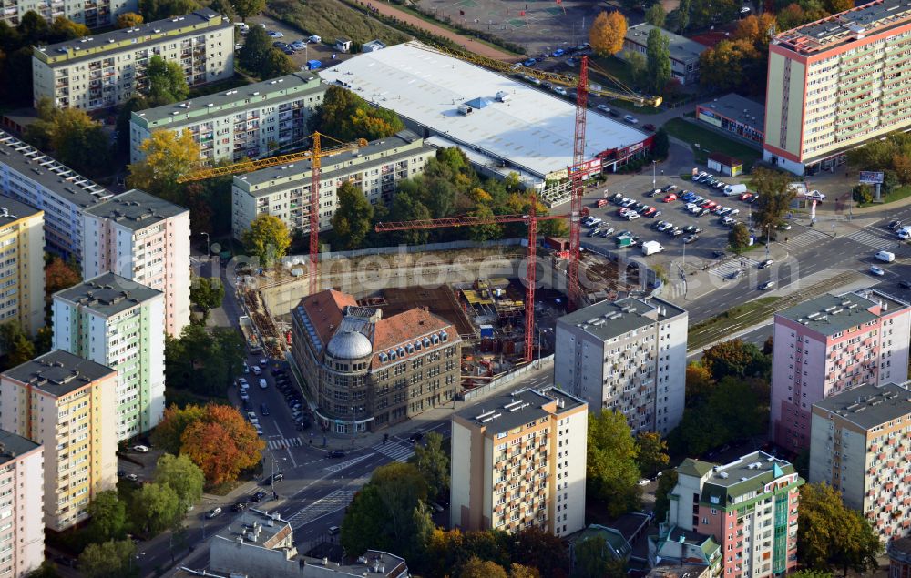 Aerial image Szczecin - Stettin - Construction office buildings and commercial high-rise complex Hanza Tower in Szczecin in West Pomeranian, Poland