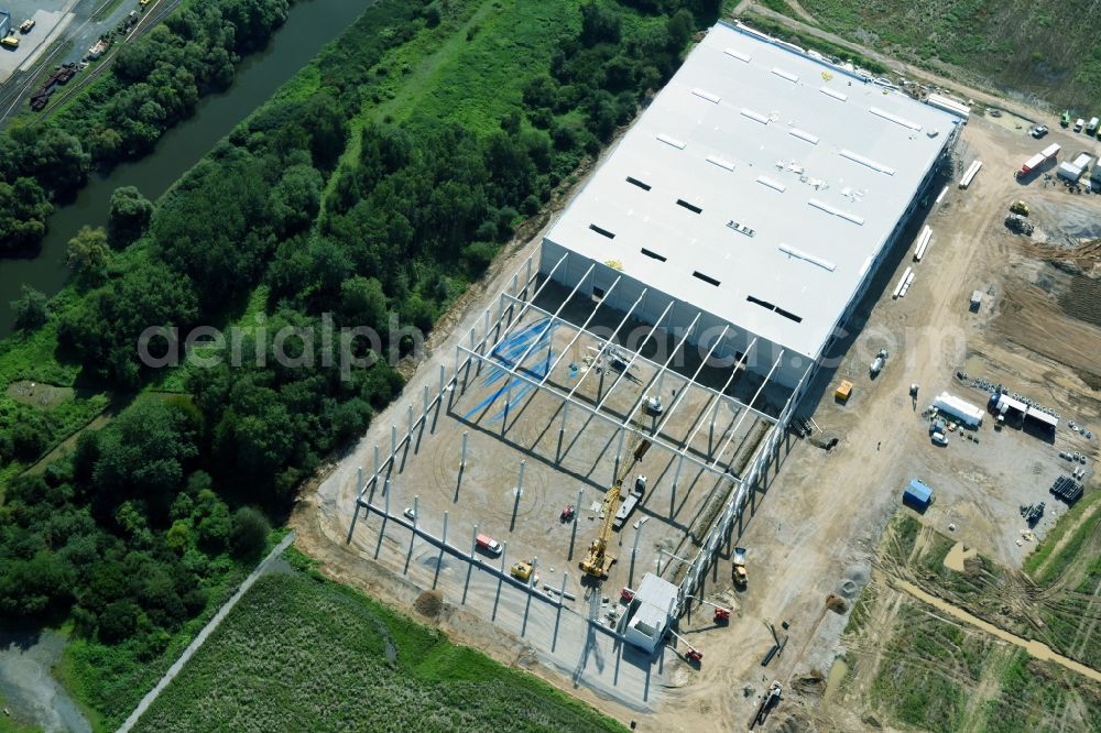 Aerial image Wetzlar - Construction site and assembly work for the construction of a high-bay warehouse building complex and logistics center on the premises on Dillfeld in Wetzlar in the state Hesse, Germany