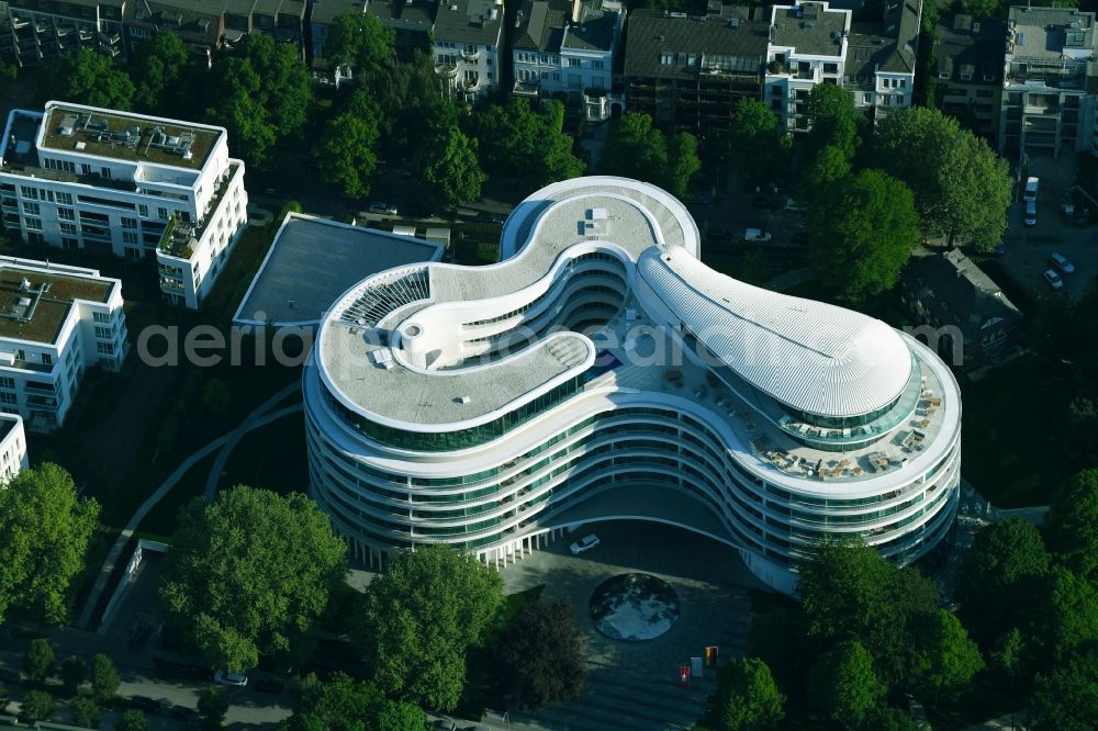 Aerial photograph Hamburg - New construction site the hotel complex Luxushotel The Fontenay an der Aussenalster im Stadtteil Rotherbaum in Hamburg