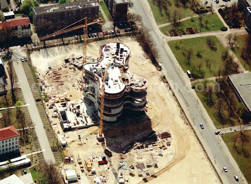 Aerial photograph Cottbus - Brandenburg - Neubau Informations-, Kommunikations- und Medienzentrum der Brandenburgischen Technischen Universität Cottbus.Das Gebäude ist als monolithischer Stahlbetonskelettbau mit Verbundstützen konzipiert.