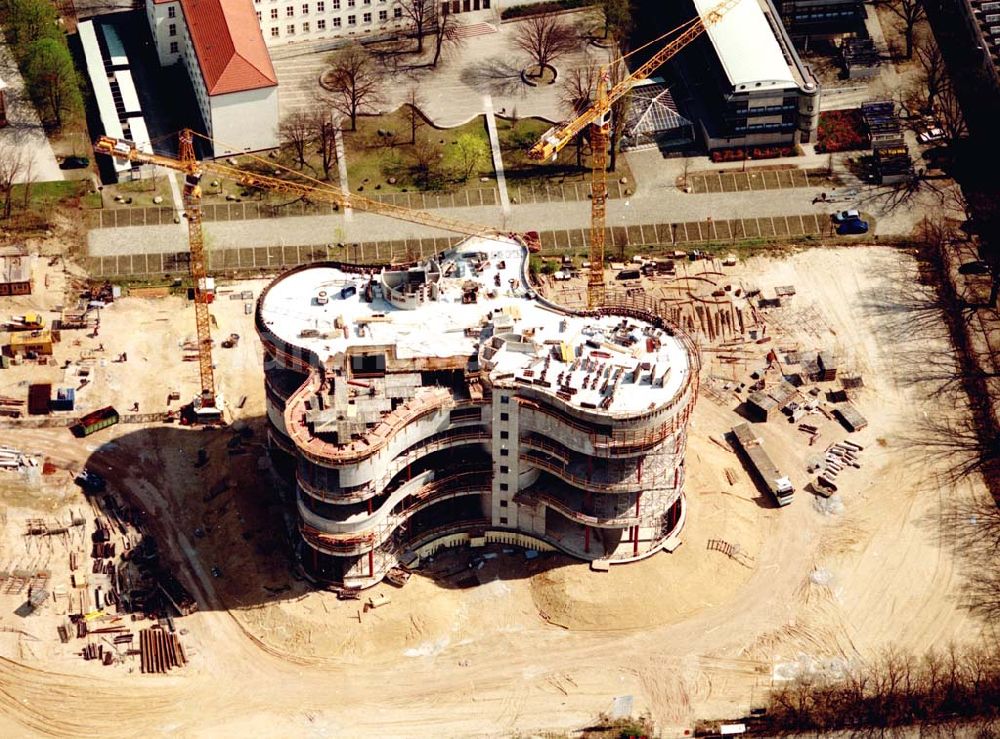 Aerial image Cottbus - Brandenburg - Neubau Informations-, Kommunikations- und Medienzentrum der Brandenburgischen Technischen Universität Cottbus.Das Gebäude ist als monolithischer Stahlbetonskelettbau mit Verbundstützen konzipiert.