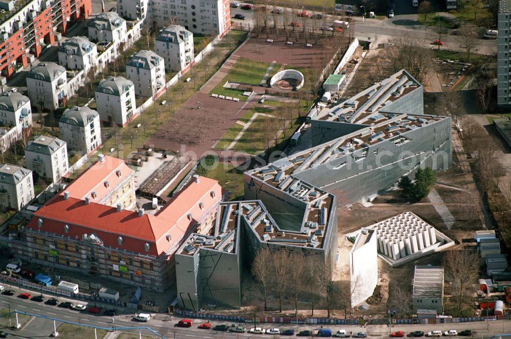 Aerial photograph Berlin - The Jewish Museum Berlin in Linde street in Kreuzberg / Berlin