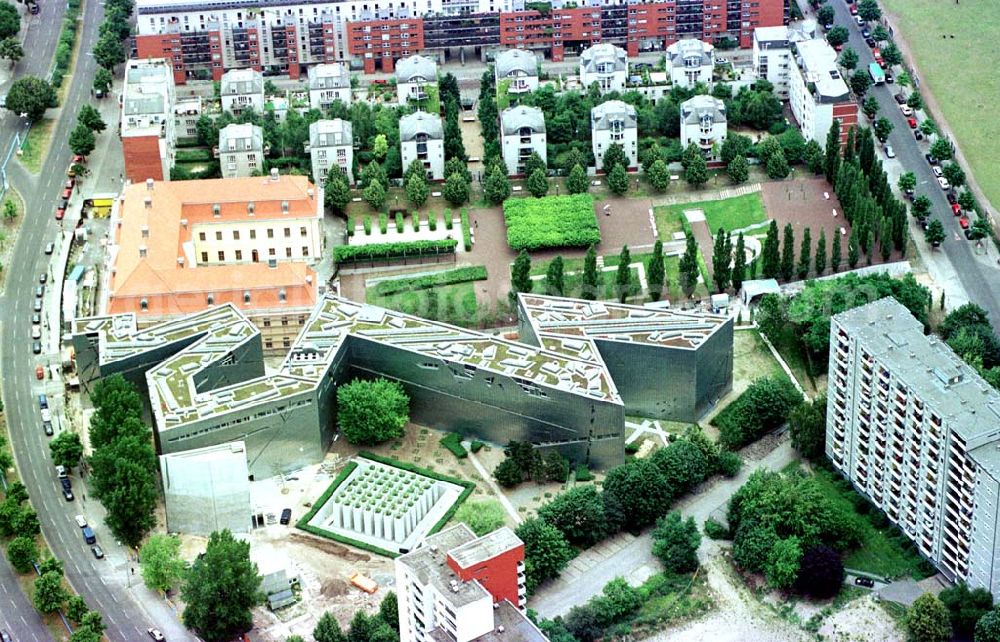 Aerial image Berlin-Kreuzberg - Neubau des Jüdischen Museums in der Lindenstraße in Berlin-Kreuzberg.