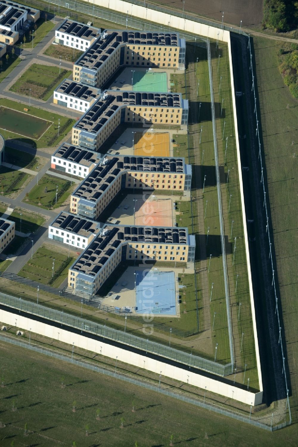 Aerial photograph Arnstadt - Construction of the Youth Detention Center (JSA) and the Thuringian new youth detention center (prison) in Arnstadt