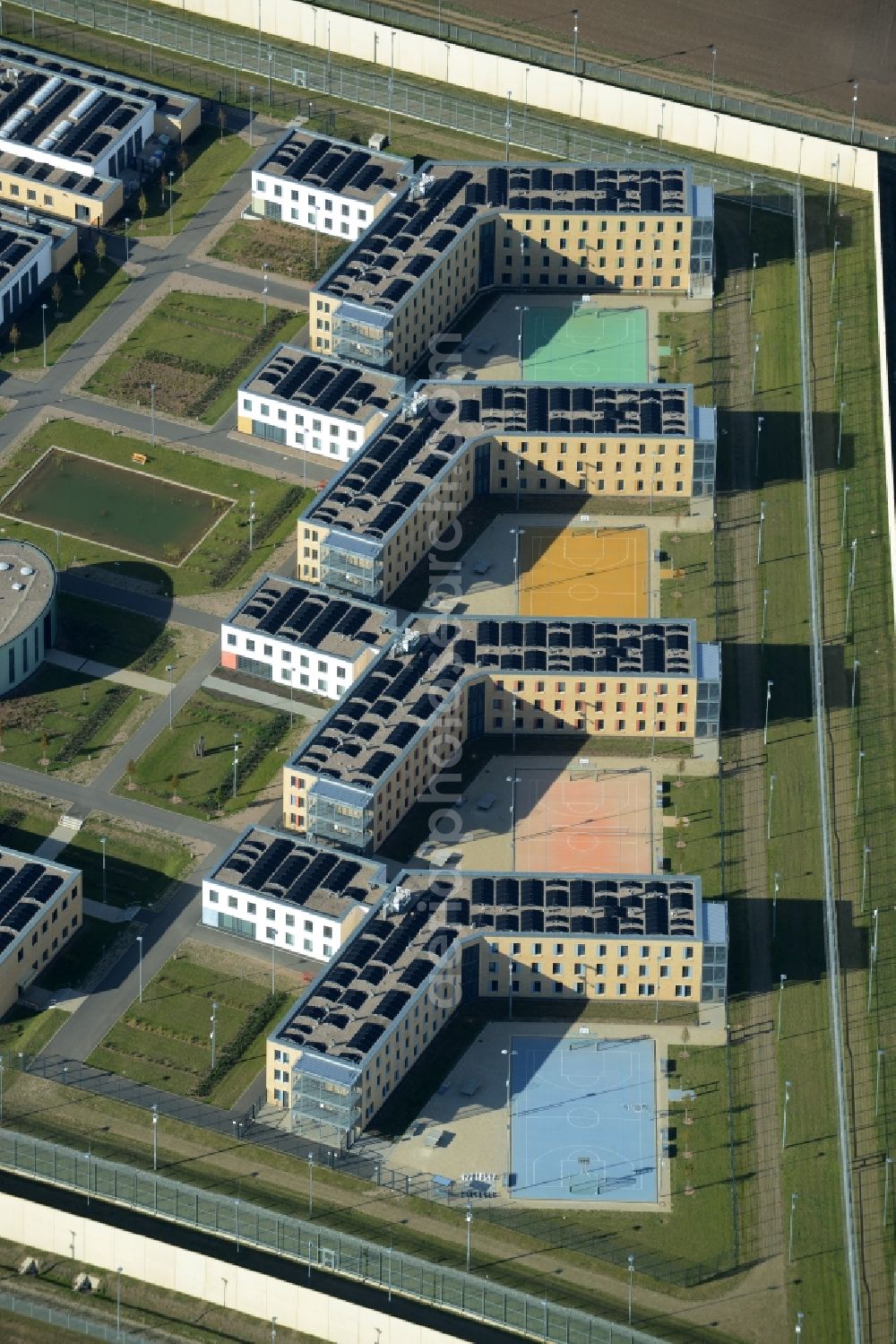 Arnstadt from above - Construction of the Youth Detention Center (JSA) and the Thuringian new youth detention center (prison) in Arnstadt