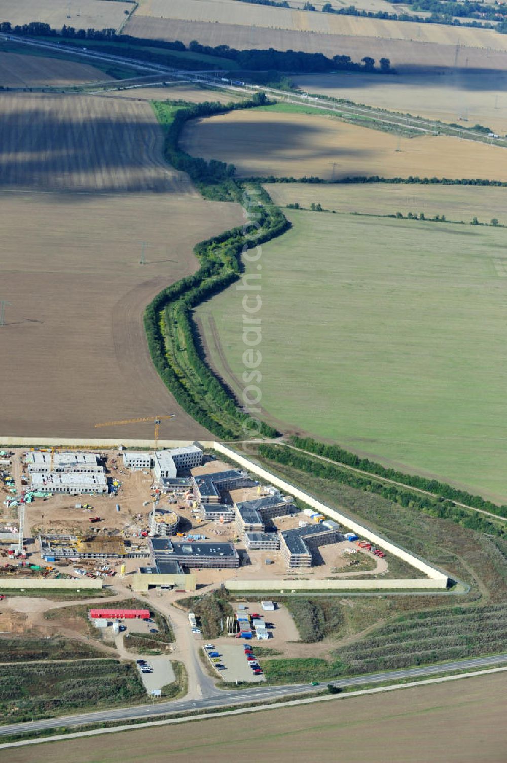 Arnstadt from above - Neubau der Jugendstrafanstalt ( JSA ) sowie die neue Thüringer Jugendarrestanstalt ( JVA ) in Arnstadt. Construction of the Youth Detention Center (JSA) and the Thuringian new youth detention center (prison) in Arnstadt.