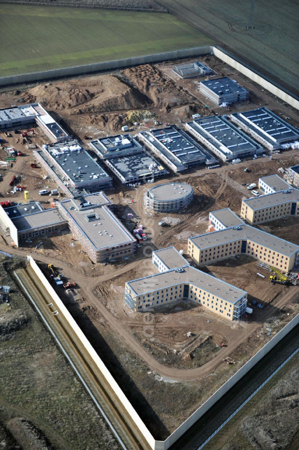 Aerial image Arnstadt - Construction of the Youth Detention Center (JSA) and the Thuringian new youth detention center (prison) in Arnstadt