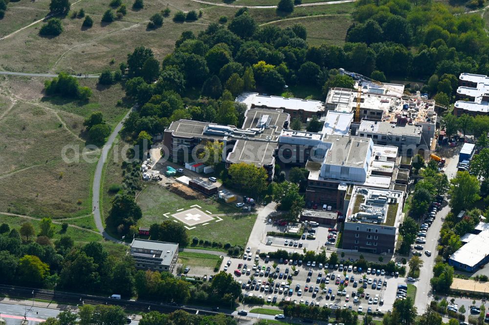 Hannover from the bird's eye view: New construction site for a medical center and hospital clinic DIAKOVERE HENRIKE Mutter-Kinder-Zentrum AUF DER BULT in the district Bult in Hannover in the state Lower Saxony, Germany