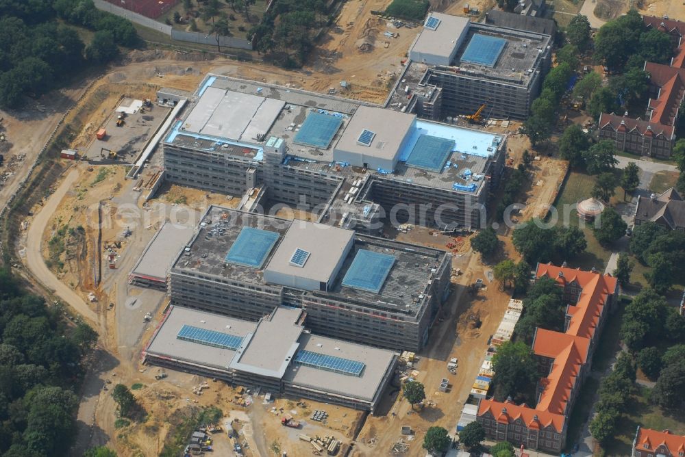 Aerial image Berlin - Construction site of Hospital grounds of the Clinic Helios Klinikum Berlin-Buch on Schwanebecker Chaussee in the district Buch in Berlin, Germany