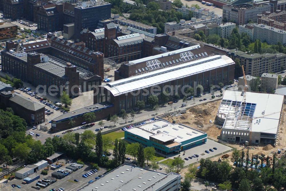 Berlin from above - BERLIN Blick auf den Neubau des LASERLINE Druckzentrums im Wedding. an der Scheringstrasse in 13355 BERLIN. Projektleitung Neubau für Rückfragen: Babett Deuse,Telefon 030 467096-150, babett.deuse@laser-line.de