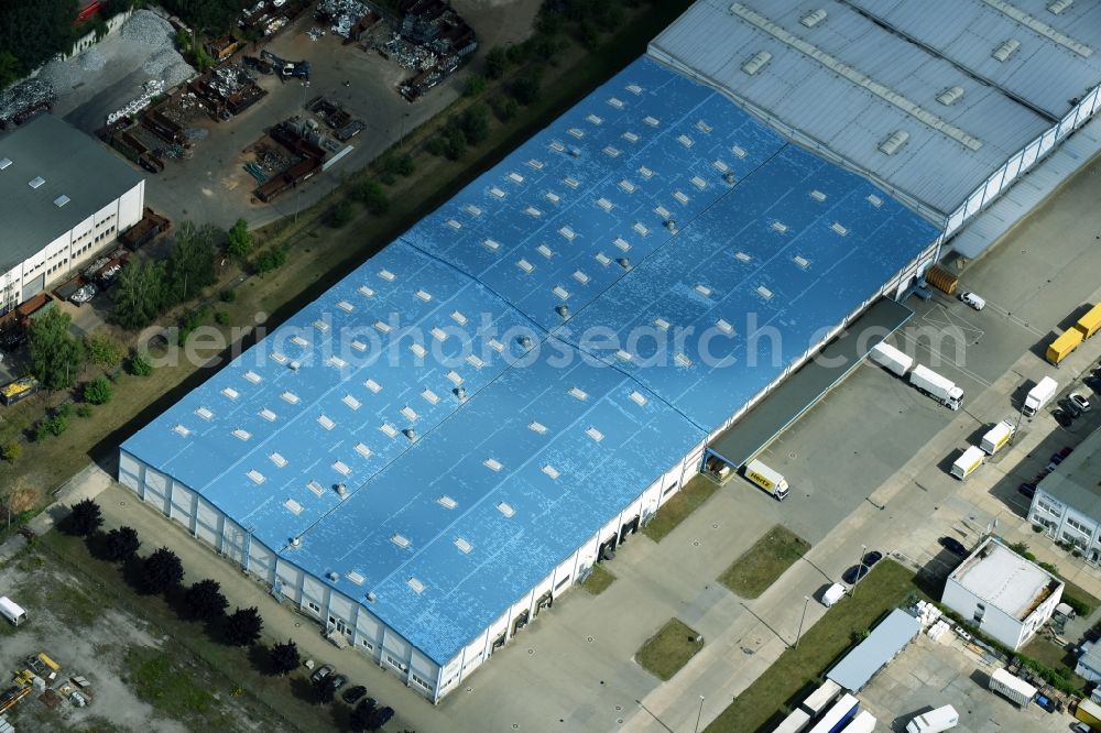 Hoppegarten from the bird's eye view: Logistic building of Hoppegarten Park Property GmbH & Co.KG on Industriestrasse in Hoppegarten in the state Brandenburg