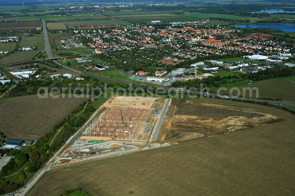 Barleben from the bird's eye view: Construction site to build a new building complex on the site of the logistics center Baytree Logistics Properties LLP in the district Suelzegrund in Barleben in the state Saxony-Anhalt, Germany