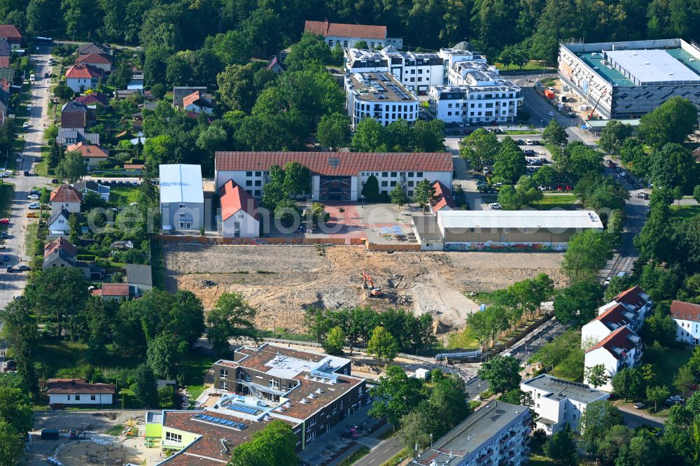 Aerial image Bernau - Construction site to build a new multi-family residential complex on street Ladeburger Chaussee - Sachtelebenstrasse in Bernau in the state Brandenburg, Germany