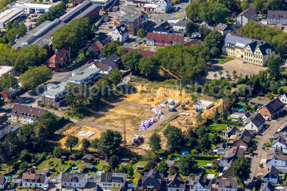 Aerial photograph Bottrop - Construction site to build a new multi-family residential complex on street Reckmannallee in Bottrop at Ruhrgebiet in the state North Rhine-Westphalia, Germany