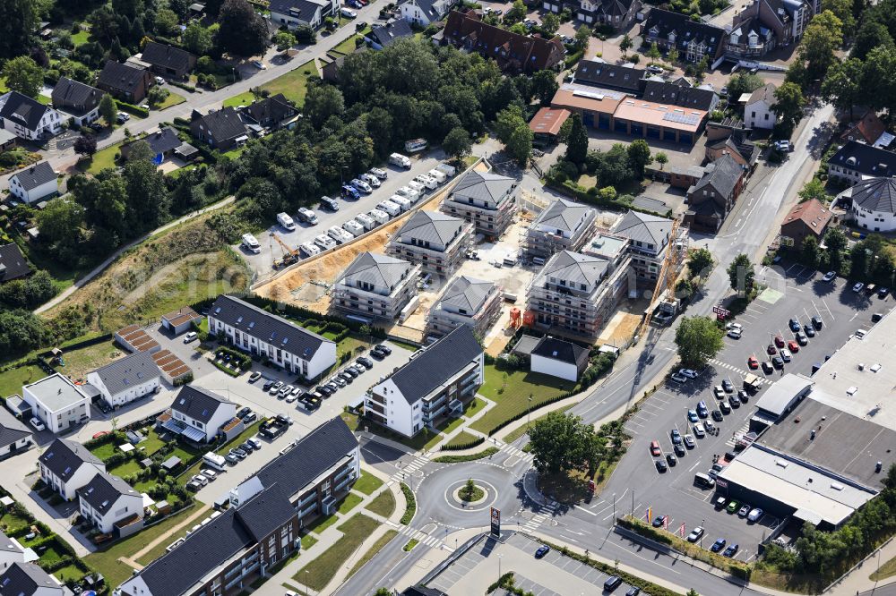 Aerial image Brüggen - Construction site for the new construction of a multi-family residential complex of CD Niederrhein Projekt GmbH on Borner Strasse in Brueggen in the federal state of North Rhine-Westphalia, Germany