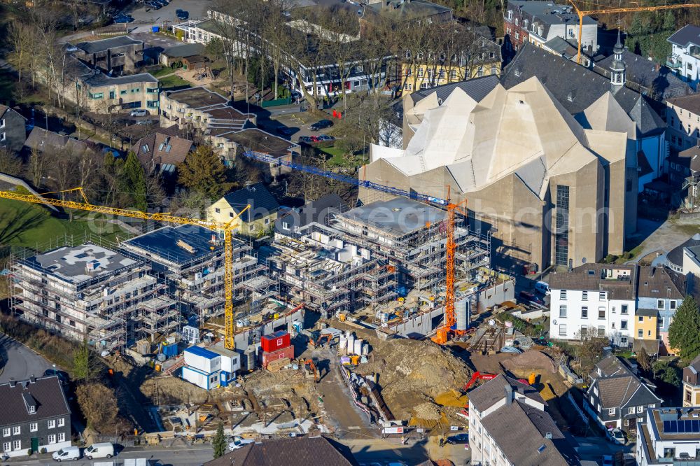 Aerial image Velbert - Construction site to build a new multi-family residential complex DESIGN AM DOM on Toenisheider Strasse on street Im Koven in the district Neviges in Velbert in the state North Rhine-Westphalia, Germany