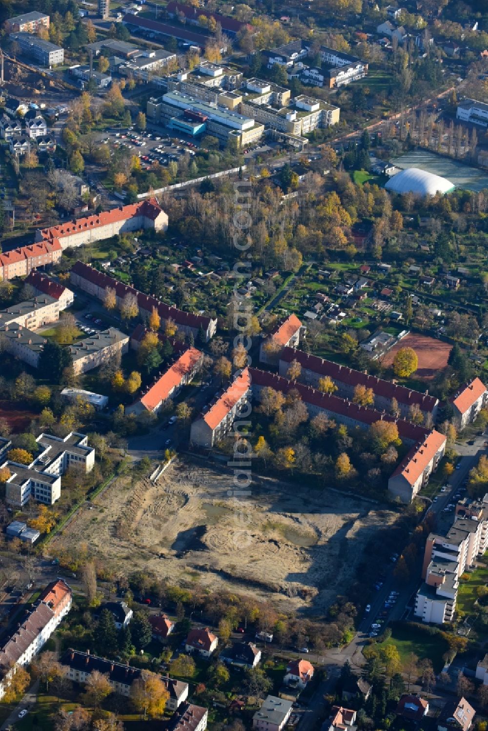 Aerial image Berlin - Construction site to build a new multi-family residential complex Dessauerstrasse - Retzowstrasse in the district Lankwitz in Berlin, Germany