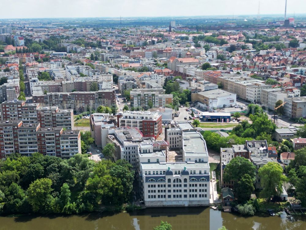 Halle (Saale) from the bird's eye view: Construction site to build a new multi-family residential complex Freyberg Brauerei on street Glauchaer Strasse - Weingaerten in the district Suedliche Innenstadt in Halle (Saale) in the state Saxony-Anhalt, Germany