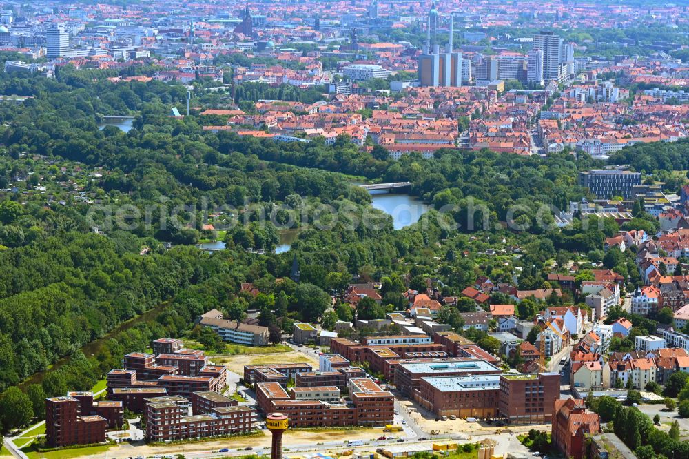 Aerial image Hannover - Construction site to build a new multi-family residential complex on street Zur Wasserstadt - Stephanie-Kuder-Strasse in the district Limmer in Hannover in the state Lower Saxony, Germany