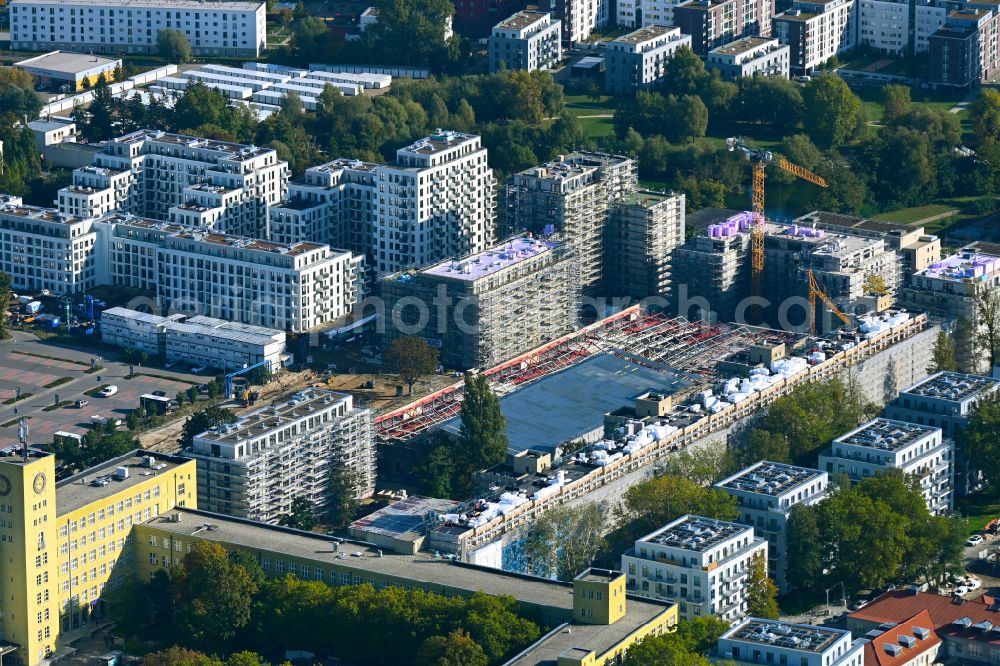 Berlin from above - Construction site to build a new multi-family residential complex Havelufer-Quartier on street Am Maselakepark - Streitstrasse in the district Spandau Hakenfelde in Berlin, Germany