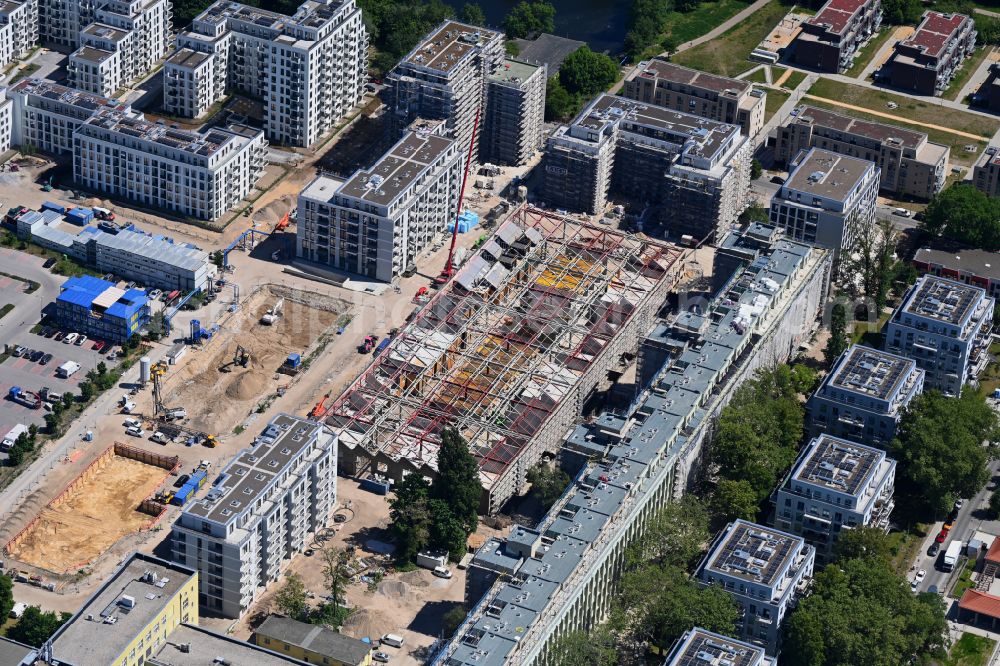 Berlin from the bird's eye view: Construction site to build a new multi-family residential complex Havelufer-Quartier on street Am Maselakepark - Streitstrasse in the district Spandau Hakenfelde in Berlin, Germany