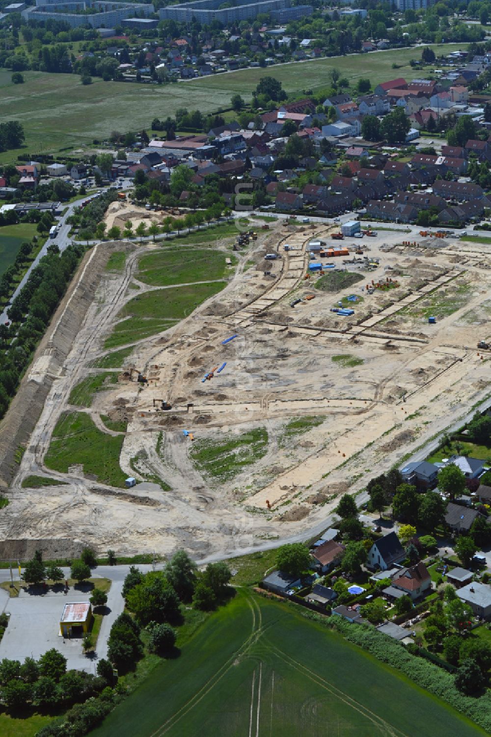 Aerial image Ahrensfelde - Construction site to build a new multi-family residential complex Kirschenallee on street Blumberger Chaussee in Ahrensfelde in the state Brandenburg, Germany