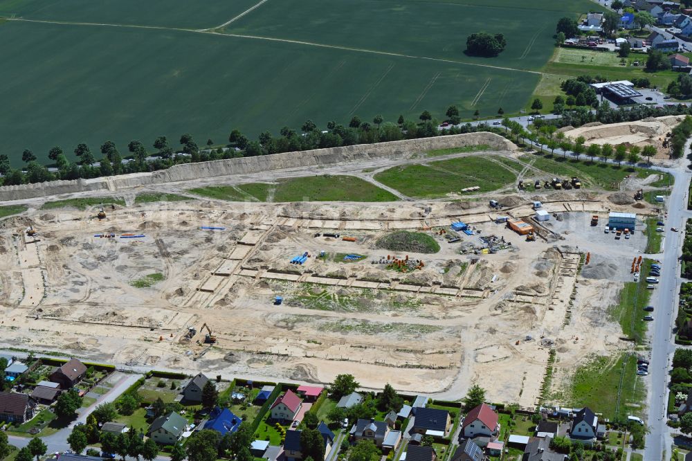 Ahrensfelde from above - Construction site to build a new multi-family residential complex Kirschenallee on street Blumberger Chaussee in Ahrensfelde in the state Brandenburg, Germany