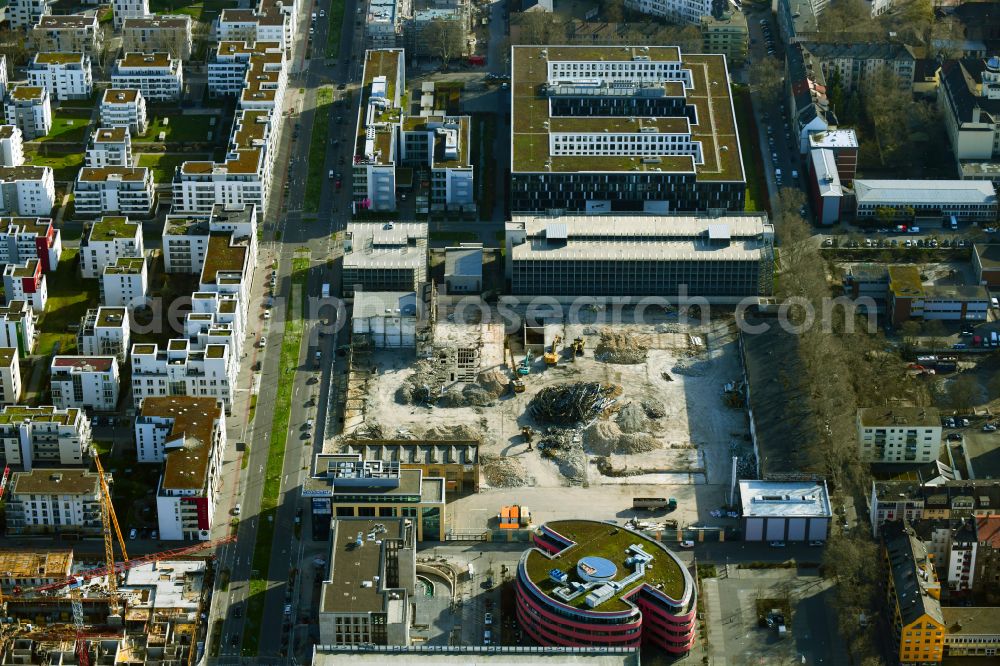 Ludwigshafen am Rhein from the bird's eye view: Construction site to build a new multi-family residential complex Ludwigs-Quartier on street Yorckstrasse - Halbergstrasse - Rheinallee in Ludwigshafen am Rhein in the state Rhineland-Palatinate, Germany