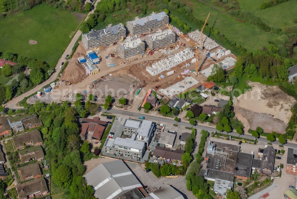 Flensburg from the bird's eye view: Construction site to build a new multi-family residential complex Osterluecke on Osterallee in the district Muerwik in Flensburg in the state Schleswig-Holstein, Germany