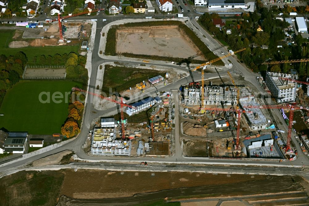 Mannheim from above - Construction site to build a new multi-family residential complex Quartiere Bumerang - Wohnen am Park - FLAIRWOOD und Spinelli 10.5 on street Anna-Sammet-Strasse in the district Kaefertal in Mannheim in the state Baden-Wuerttemberg, Germany