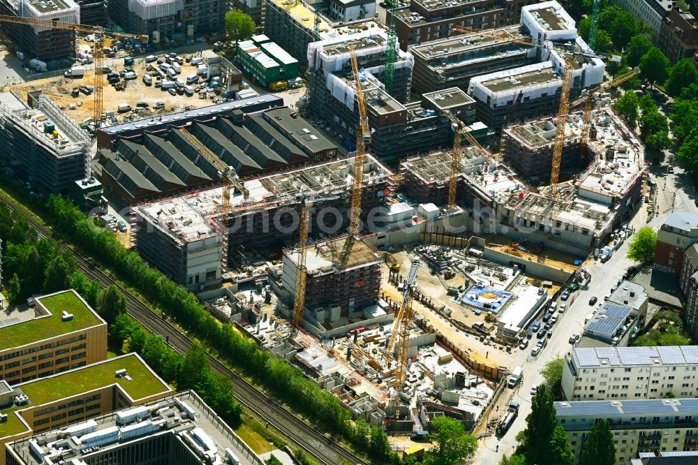 Aerial image Hamburg - Construction site to build a new multi-family residential complex Kolbenhoefe - QUARTIER AN DER FRIEDENSALLEE on street Friedensallee - Bahrenfelder Kirchenweg - Gasstrasse - Hohenzollernring in Hamburg, Germany