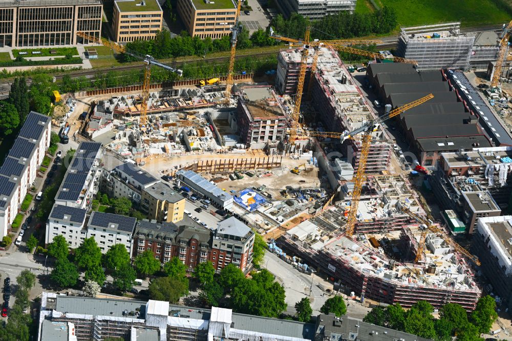 Aerial image Hamburg - Construction site to build a new multi-family residential complex Kolbenhoefe - QUARTIER AN DER FRIEDENSALLEE on street Friedensallee - Bahrenfelder Kirchenweg - Gasstrasse - Hohenzollernring in Hamburg, Germany