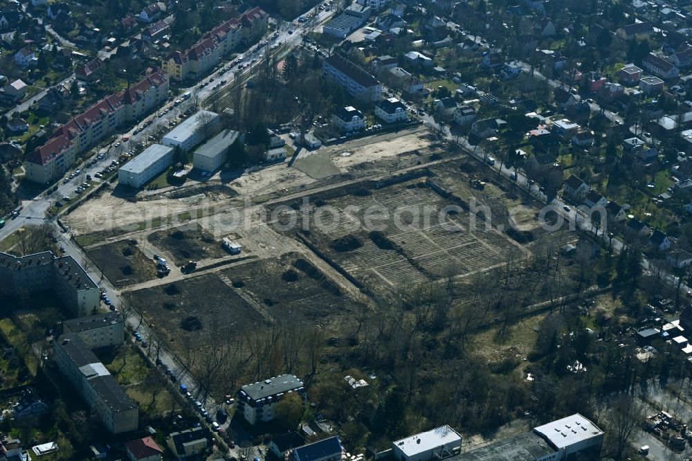 Berlin from the bird's eye view: Construction site to build a new multi-family residential complex Quartier Iduna on Romain-Rolland-Strasse - Idunastrasse - Neukirchstrasse in the district Heinersdorf in Berlin, Germany