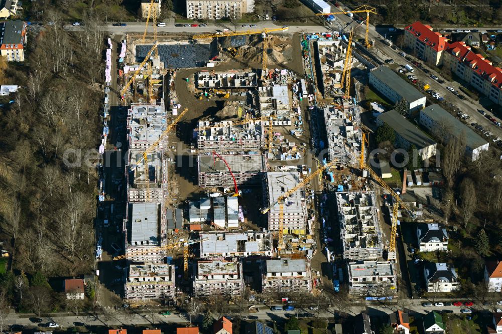 Berlin from the bird's eye view: Construction site to build a new multi-family residential complex Quartier Iduna on Romain-Rolland-Strasse - Idunastrasse - Neukirchstrasse in the district Heinersdorf in Berlin, Germany